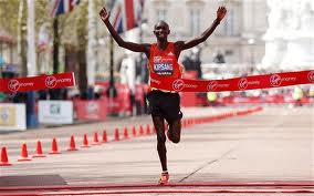 W. Kipsang of Kenya wins the 2012 London Marathon